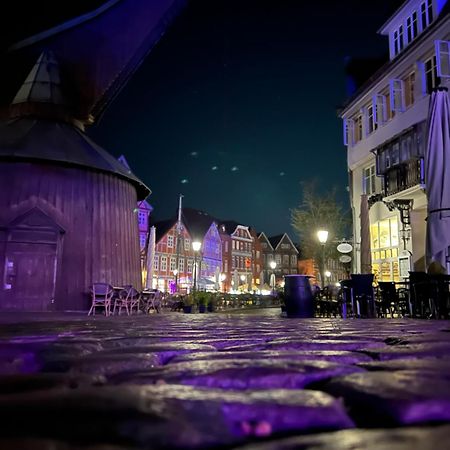 Moderne 2-Zimmer Wohnung! Wlan Und Netflix Inklusive! Zentral Gelegen In Der Historischen Altstadt! Stade Eksteriør billede