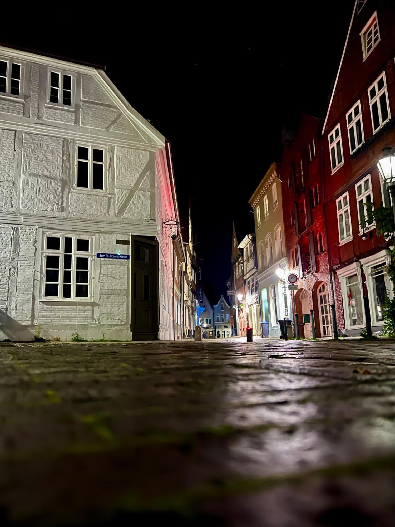 Moderne 2-Zimmer Wohnung! Wlan Und Netflix Inklusive! Zentral Gelegen In Der Historischen Altstadt! Stade Eksteriør billede